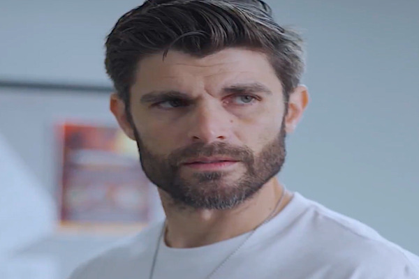 Stop That Homeless Man Is An American Hero Lead Actor