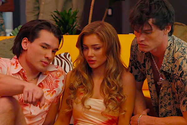 I Have To Choose Between Two Hot Brothers Cast Introduction