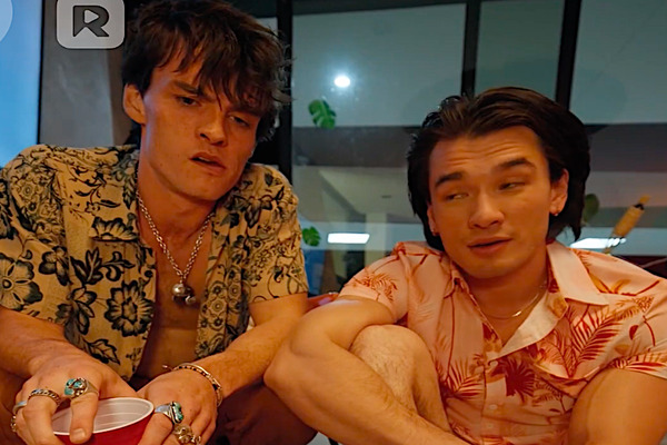 I Have To Choose Between Two Hot Brothers Storyline