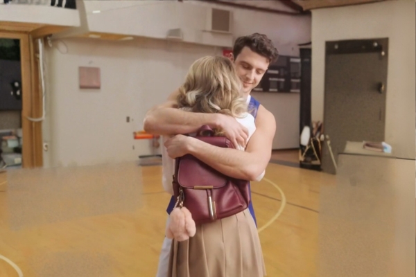 Secret Heiress Goes From Geek To Chic Dailymotion