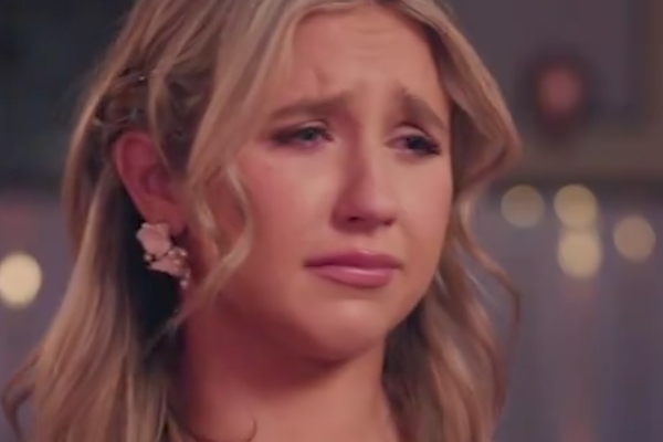 Pucked in the Friend Zone Hannah Lowery