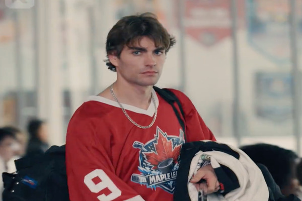 Pucked In The Friend Zone on Dailymotion Plot