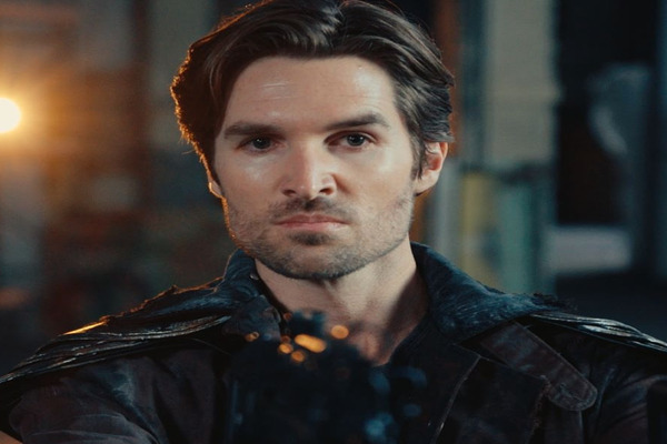 End Of The World Start Of My Empire Lead Actor