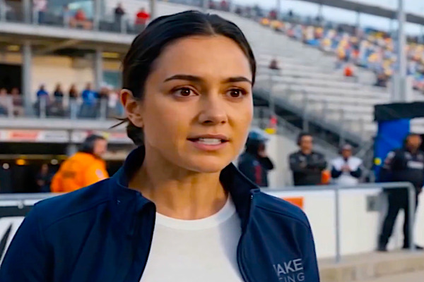 The Vanished Racing Legend Female Lead