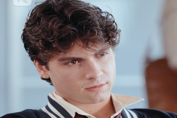 The Seduction Game Male Lead
