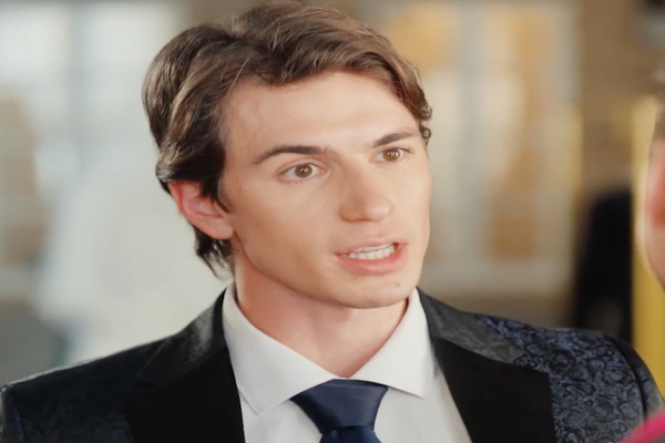 My X-Ray Vision Sees Right Through You Part 2 Lead Actor