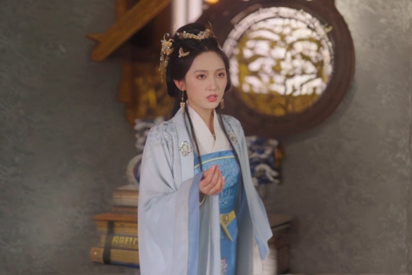 The Wrong Girl to Betray Vertical Drama