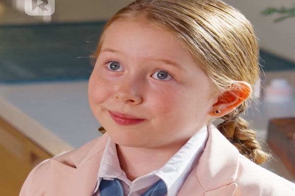 Bound by the Past Child Actress