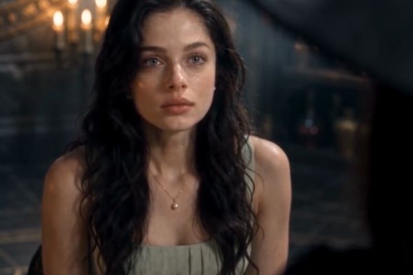 Elena Giving Her Life for Saving Roman in The Alpha's Late Regret Movie