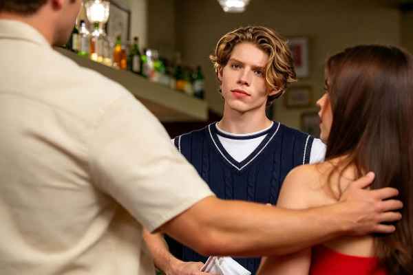  Just One Kiss Reelshort