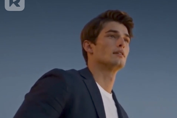 My Billionaire Best Friend Is My Fake Fiancé summary